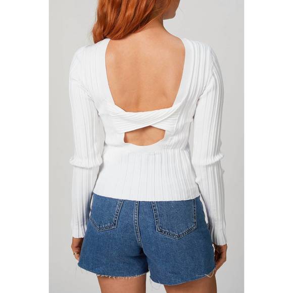 NEW IN THE MOOD FOR LOVE justine tricot top in white - Picture 5 of 6